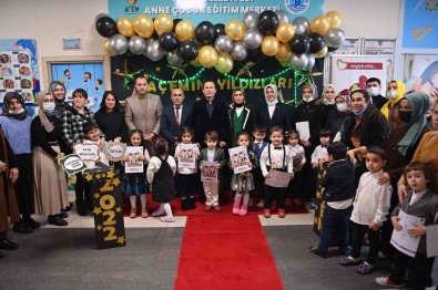 Tuzla Belediyesi Anne Çocuk Egitim Merkezleri'nde Karne Heyecani Yasandi