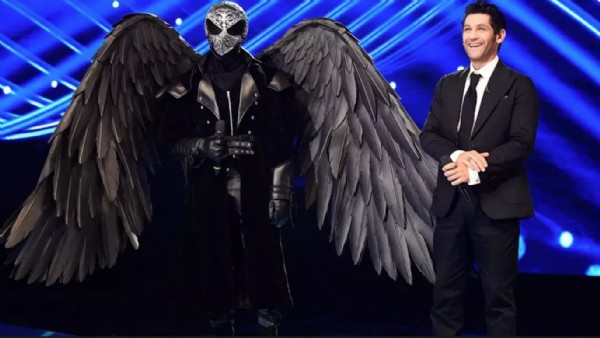 FOX TV'de 'Maske kimsin sen?' rezilliği; Vatandaştan sert tepki!