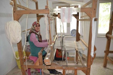 40 Yildir Unutulan Sanati, 150 Yillik Tezgahta Canlandirdi