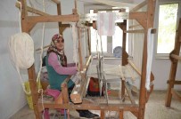 40 Yildir Unutulan Sanati, 150 Yillik Tezgahta Canlandirdi