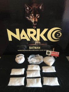 Batman'da Bir Araçtan 3,5 Kilogram Uyusturucu Çikti Açiklamasi 2 Gözalti