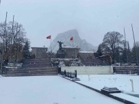 Afyonkarahisar Ve Bölgesine Soguk Hava Etkisini Arttiracak