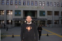 'Fakirlik Igrençtir' Diyen Kadin Ögretmene 3 Ay 15 Gün Hapis Cezasi