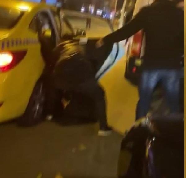 Bir taksici dehşeti daha: Turisti kaçırıp darbetti!