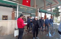 Ahmet Çalik Için Lokum Ve Çikolata Dagitildi