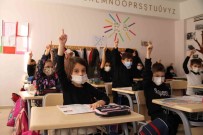 Eskisehir'de 141 Bin 513 Ögrenci Bugün Karne Aliyor