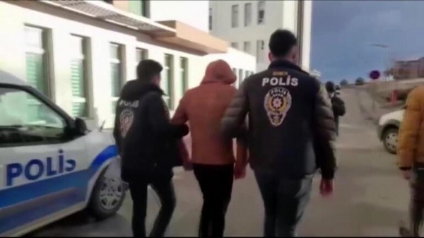 Sapık doktorun yeni skandalları ortaya çıktı! Sedyedeki hasta ve çocukların fotoğrafları...