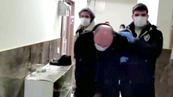 Sapık doktorun yeni skandalları ortaya çıktı! Sedyedeki hasta ve çocukların fotoğrafları...