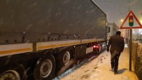 Afyonkarahisar'da Kar Yagisi Trafikte Kabusa Döndü