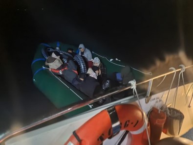Bodrum'da 18 Düzensiz Göçmen Kurtarildi
