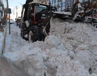 Hakkari'de 52 Yerlesim Yerinin Yolu Ulasima Kapandi