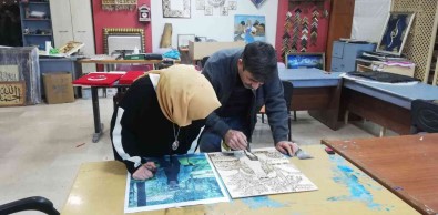 Hanimlar Hem El Becerilerini Gelistiriyor Hem De Aile Bütçelerine Katki Sagliyorlar