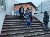 Istanbul'da Kar Yagisi Araliklarla Sürüyor