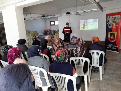 Jandarmadan Anne Ve Anne Adaylarina Narkotik Egitimi