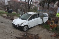 Kontrolden Çikan Otomobil Takla Atti Açiklamasi 1 Yarali