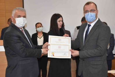 Pandeminin Baskahramanlari Ödüllendirildi