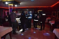 Polis Yaptigi Baskinda Çok Sayida Kaçak Içki Ele Geçirdi