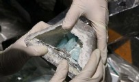 Tehlikeli kristal: İstanbul Havalimanı'nda ele geçirildi, tam 250 kilogram