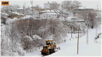 Van'da 94 Yerlesim Yerinin Yolu Ulasima Kapandi