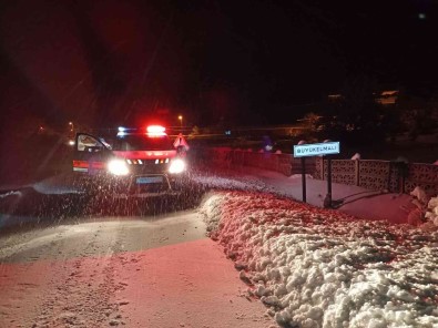 Il Özel Idare Ekiplerinin 1150 Rakimli Ahi Dagi'nda Karla Mücadelesi