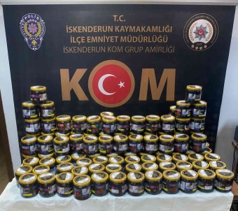 Iskenderun'da 150 Kilo Kaçak Nargile Tütünü Ele Geçirildi