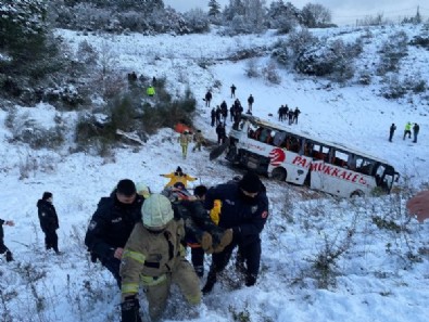Kar yağışıyla birlikte art arda otobüs kazaları yaşandı: Çok sayıda ölü ve yaralı var