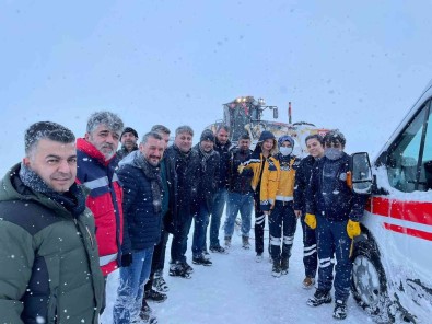 Nevsehir'de Ambulans Kara Saplandi