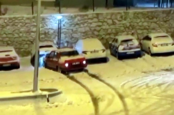 Kar Ankara'yı esir aldı! Otobüs gelmiyor diyen vatandaşa CHP'li ABB'den skandal sözler!