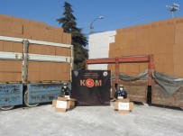 Iki Kamyonda 15 Milyon Adet Makaron Ele Geçirildi, 2 Kisi Gözaltina Alindi