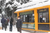 Sahinbey'de Sokaktaki Vatandaslara Sicak Çorba