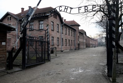 Auschwitz Kampinda 'Nazi Selami' Veren Hollandali Turiste Para Cezasi