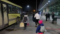 Bursa Terminalinde Mahsur Kalan Yolcular KYK Yurtlarina Yerlestirildi