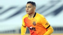 AFRIKA - Galatasaray'ın yıldızı Mostafa Mohamed saha dışında da sınıfta kaldı... Gözaltı kararı!