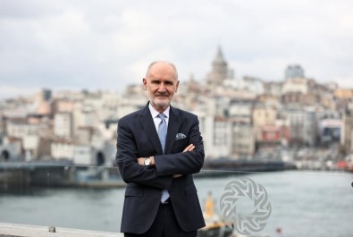 Istanbul'da AVM'lerin Geç Açilmasi Tavsiyesi