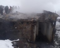 Sirnak'ta Ahirda Yangin Açiklamasi 65 Hayvan Telef Oldu