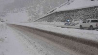 Zonguldak'ta Yogun Kar Yagisi Etkili Oldu