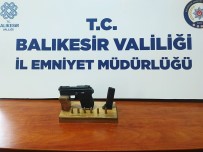 Balikesir Emniyeti Aranan 16 Kisiyi Yakaladi