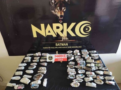 Batman'da 28 Buçuk Kilo Esrar Ele Geçirildi Açiklamasi 1 Kisi Tutuklandi