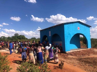 Erdek-Çakil Mahallesi'nin Adi Afrika'daki Su Kuyusuna Verildi