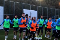 Fenerbahçe Antalya'da Ilk Antrenmanini Gerçeklestirdi