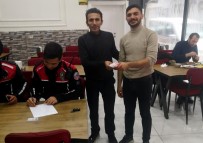 Garson, Buldugu 5 Bin TL'yi Sahibine Teslim Etti