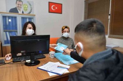 Ögrenim Yardiminin Ocak Ayi Tutarlari Hesaplara Yatirildi