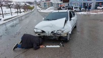 Samsun'da Trafik Kazasi Açiklamasi 2 Yarali