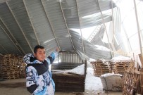 Yogun Kar Genç Girisimcinin Fabrikasini Harabeye Çevirdi