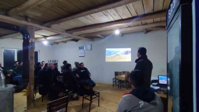 Avci Kursuna Katilan 34 Kursiyer Sertifikalarini Aldi