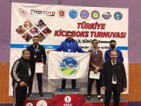 Büyüksehir Kick Boks Takimindan 3 Madalya