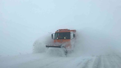 Erzincan'da Kar Ve Tipiden 294 Köy Yolu Ulasima Kapandi