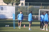 Fenerbahçe, Antalya'da Çalismalarini Sürdürüyor