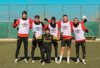 Göztepe'de Derbi Hazirliklari Sürüyor