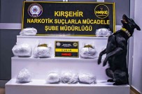 Narkotik Köpegi 'Çine' 8 Kilo Uyusturucu Yakaladi